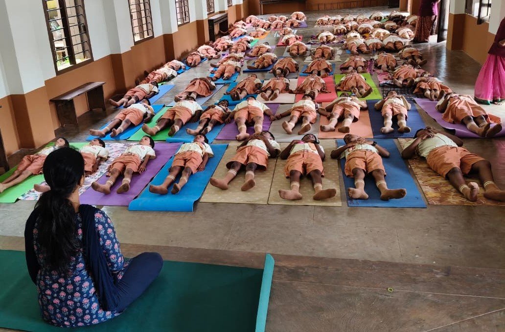 Practice of Yoga for Students at Alevoor Poornaprajna Public School