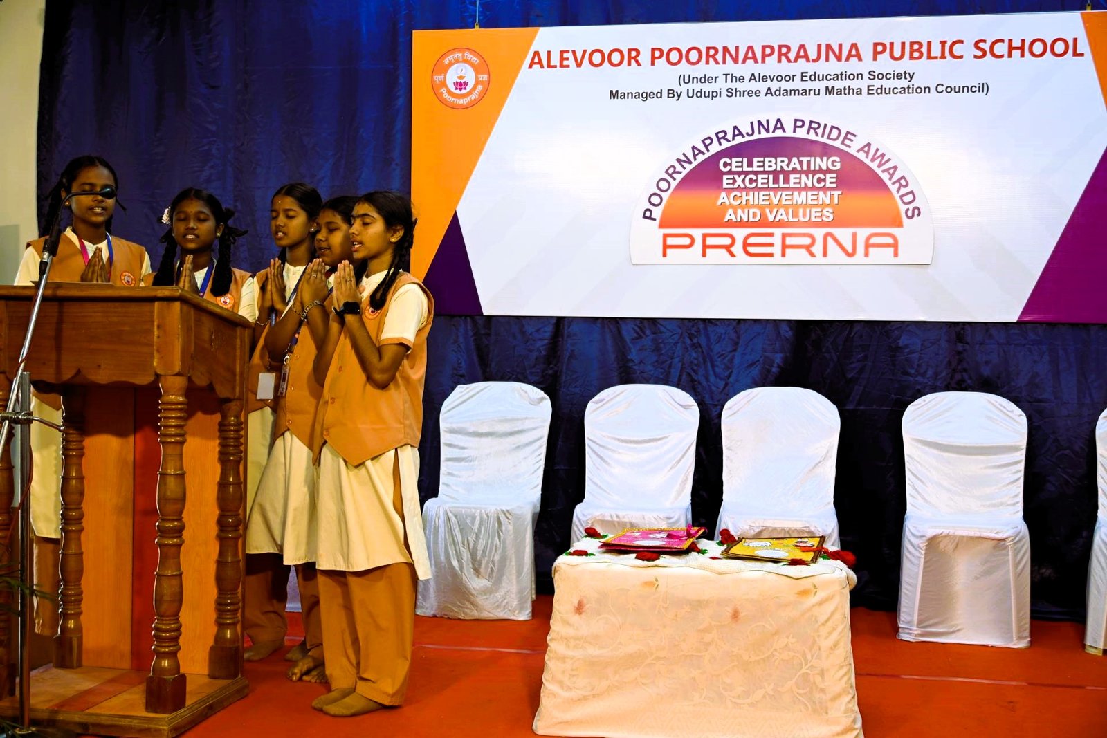 Price Distribution Ceremony