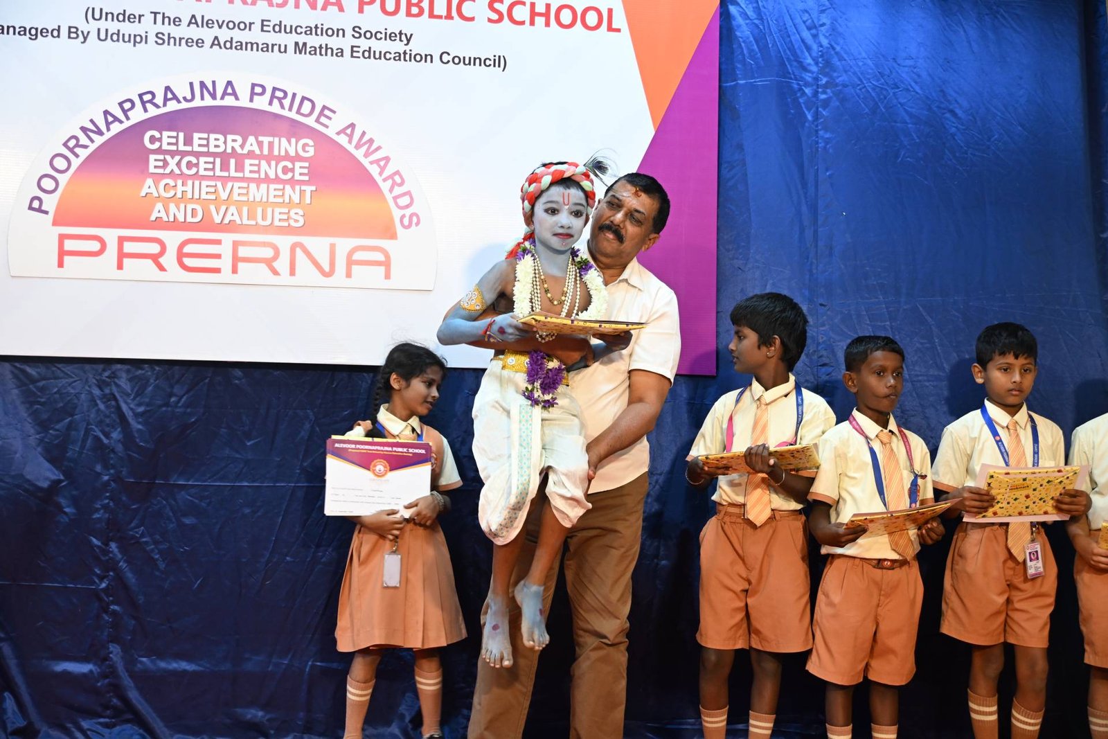 Price Distribution Ceremony
